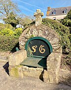 Fontaine Saint-Gal du sanctuaire Notre-Dame de Toute Aide au hameau de Querrien à La Prénessaye dans les Côtes d’Armor.