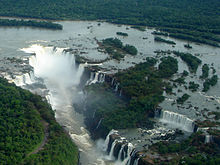 Panorama of the Iguazu falls in Brazil Foz de Iguacu 27 Panorama Nov 2005.jpg