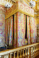 Lit à la française, France, chambre d'apparat du roi Louis XIV, château de Versailles.