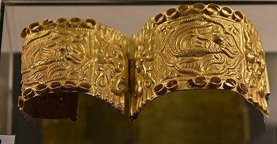 Gold bracelet dating from the Great Mongolian period (14th century)