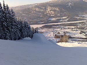 Granrudmoen sedd från en skidbacke i Hafjell.