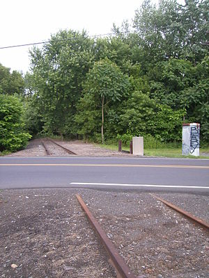 Holland (SEPTA station).jpg