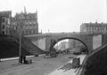 Kungsgatan i vestlig retning med broen, fotograferet i 1911.