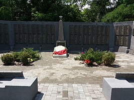 Братська могила радянських воїнів №2
