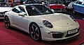 Porsche 911 (Typ 991) in der Edition „50 Jahre 911“, u. a. mit modern interpretierten Fuchsfelgen