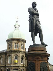 Burns statue by David Watson Stevenson (1898) in Bernard Street, Leith Robert Burns statue, Bernard Street.jpg