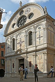 Façade de Santa Maria dei Miracoli à Venise