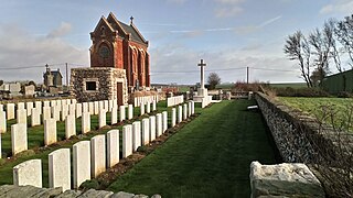 Chapelle et cimetière britannique.