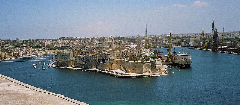 پرونده:Valletta-Harbour.jpg