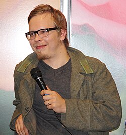 Ville Hytönen Helsingin kirjamessuilla 2010.