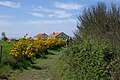 Les seules constructions de l'île avec la ferme, les utilitaires du camping et la redoute.