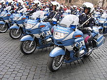 Motorcycle patrols of the Polizia di Stato 2june2006 310.jpg