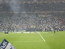 Tottenham Hotspur celebrate winning the Football League Cup against Chelsea in 2008. Carlingcup.jpg