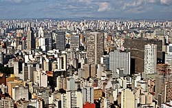 La distesa dei grattacieli che popolano il centro di San Paolo