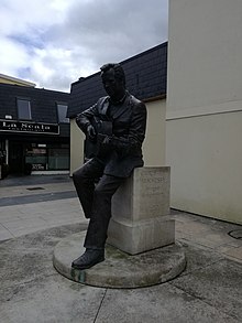 Hennessy's statue in Tralee