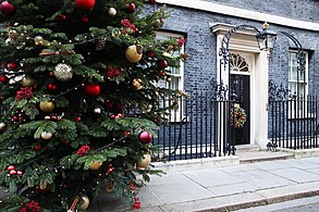 Tree and wreath provided by winners from Dartmoor in Devon, 2019.[8]