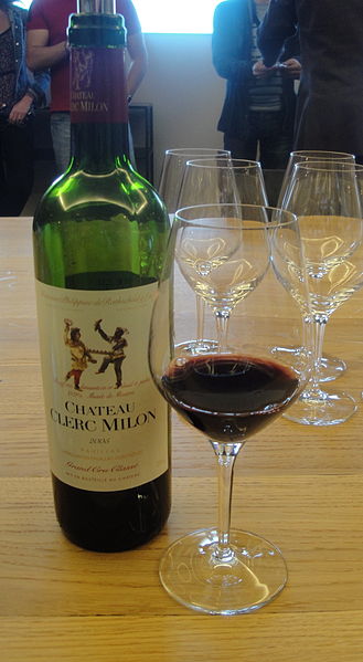 File:Clerc Milon 2005 in glass.jpg