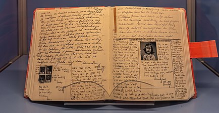 Anne Frank-en egunerokoa, San Nikolas eliza, Kiel, Alemania