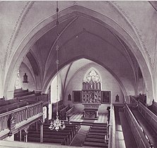 View to the choir in 1908