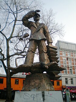 Паметник на актьора Ханс Алберс в Хамбург
