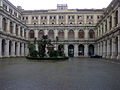 Cortile centrale del Palazzo delle Finanze.