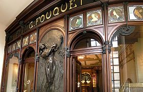 Nr. 6, Fassade des Schmuckladens Georges Fouquet, entworfen 1901 von Mucha, Paris, Musée Carnavalet