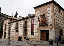 http://upload.wikimedia.org/wikipedia/commons/thumb/9/98/Museo_de_San_Isidro.jpg/220px-Museo_de_San_Isidro.jpg