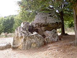 Image illustrative de l’article Dolmen de la Pierre Chaude