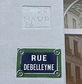 Traces d'ancien nom : « Rue de l'Échaudé » amputé de plusieurs lettres.