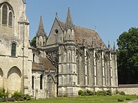 S. 64 erwähnt: Saint-Germer-de-Fly, Marienkapelle, Westrose