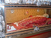 Wax funeral effigy of Gregory VII under glass, Salerno cathedral