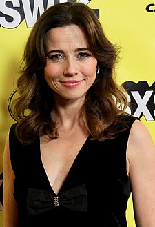 Linda Cardellini (2019)