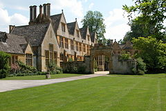 StanwayHouse (PhilipHalling) Jun2006.jpg