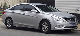 2010-2012 Hyundai i45 (YF) Active седан (27.08.2018) 01.jpg