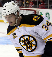 Description de l'image Carl Soderberg - Boston Bruins.jpg.