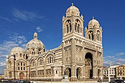 Neoromànic, construïda entre 1852 i 1893. Catedral Major de Marsella (Boques del Roine)
