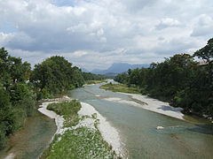 The Drôme river near Crest.