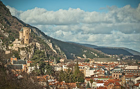 Vue du château et de la ville à partir de Montgauzy