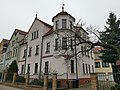 Wohnhaus in halboffener Bebauung