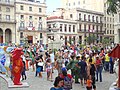 Wystawa „United Buddy Bears Show – Havanna 2015”. 128 niedźwiedzi stoi „ręka w rękę” na Plaza de San Francisco de Asís w historycznym centrum stolicy Kuby[5][6].