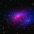 MACS J0152.5-2852 - immagine composita Telescopio spaziale Hubble luce visibile, Telescopio spaziale Chandra raggi X