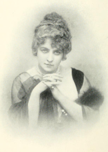 Madame Paquin, c.1915.png