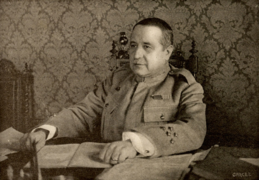 Norton de Matos, commandant des forces gouvernementales.