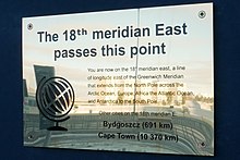 Board informing about the passage of the eighteenth meridian through this point.