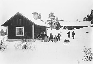 Tussmötetorpet med lada i början av 1900-talet.