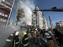 Destroyed apartment building in Uman Uman after Russian missile strike, 2023-04-28 (11).jpg