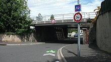 Panneau de fin de piste ou bande cyclable conseillée