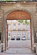 Castagnier d'Auriac : portail.