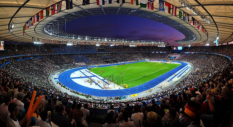 Олимпийский стадион Берлина во время 12-го чемпионата мира по легкой атлетике