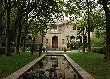 Blake House and Gardens, built by architect Walter Danforth Bliss in 1924, served as the official residence of the UC President, from 1967 until 2008, when it was opened to the public. Blake House (University of California Presidential Residence) 2.jpg